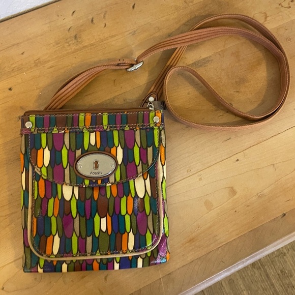 Fossil Key-Per Oil Cloth Crossbody - Picture 1 of 10